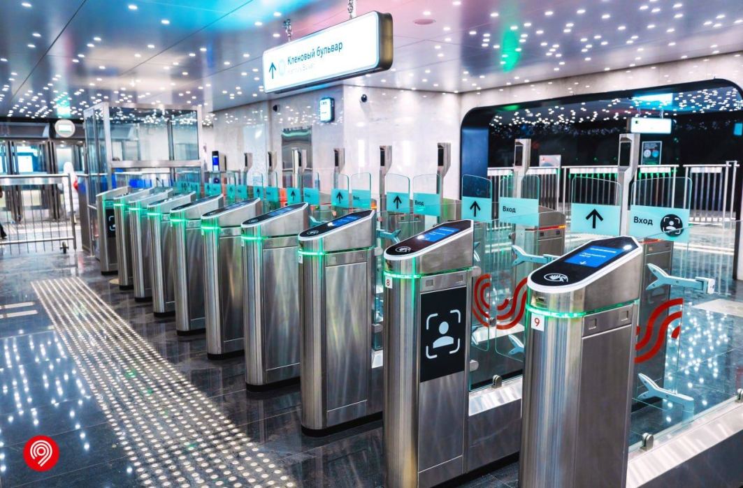 В московском метро и МЦК запустили тестирование оплаты проезда через СБП по QR-коду